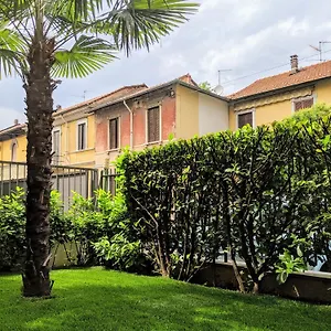 Monza Apartments , Monza Italia